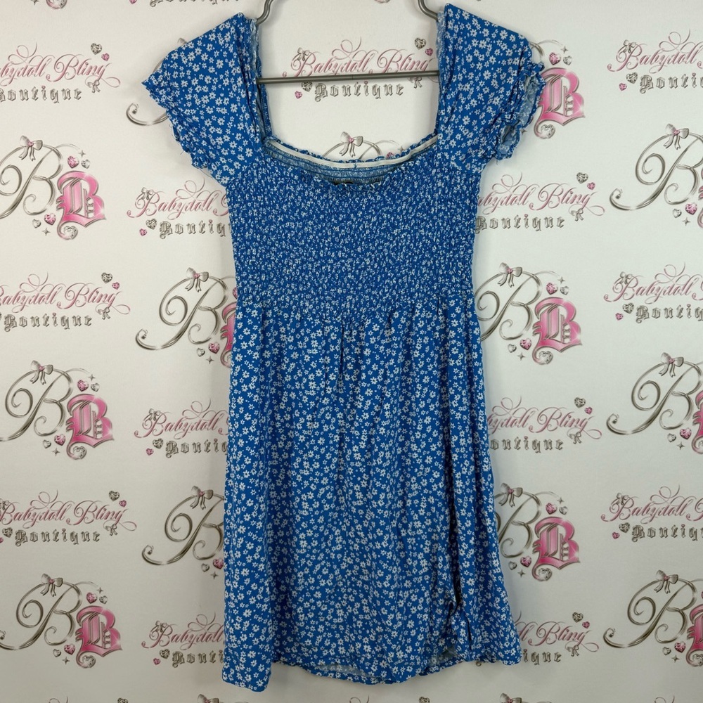 FB sister dress smocked flowers floral Charming Blue Floral flowy Dress - Picture 2 of 14